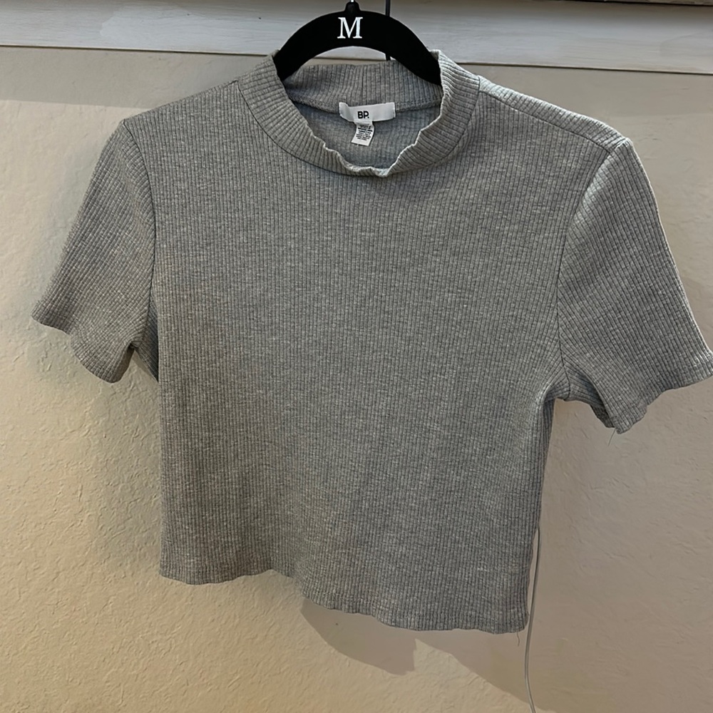 BP crew neck crop top